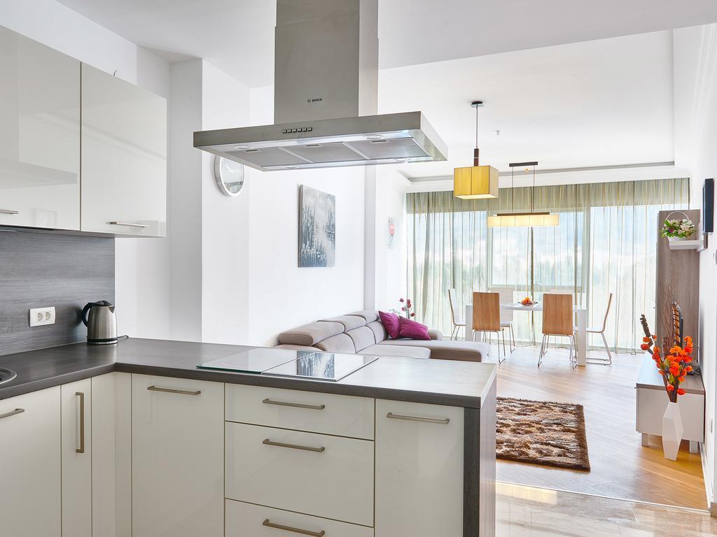 בודווה Lux Apartments Sunrior מראה חיצוני תמונה